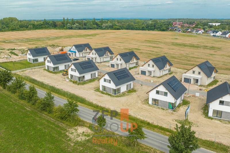 Prodej nízkoenergetického domu 4+kk s rekuperací a vlastní elektrárnou - Green Resort Kunětická hora - obec Dříteč