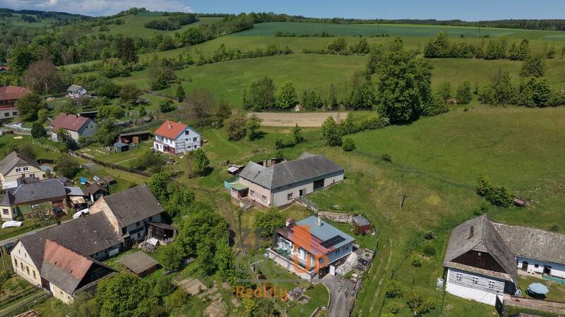 Prodej rodinného domu o rozloze 240 m², Radiměř