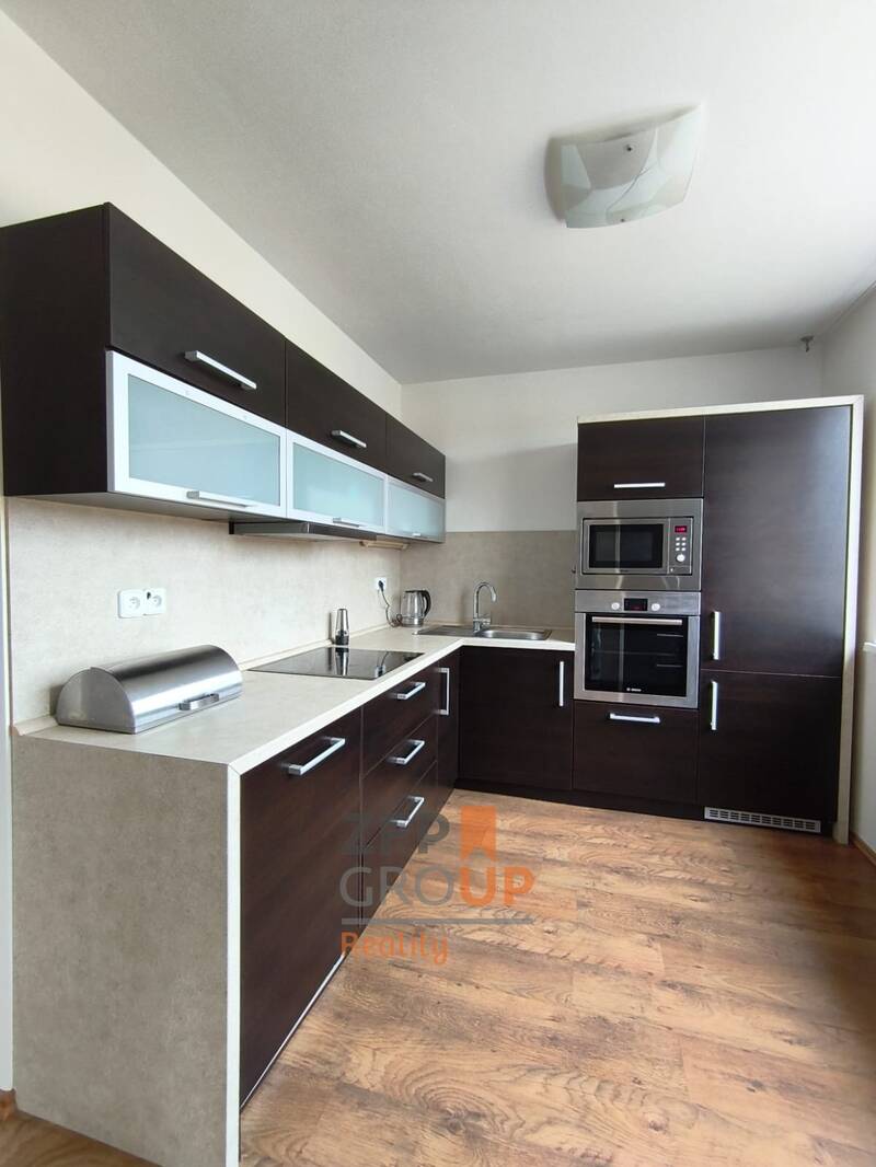 Prodej bytu 3+1 73 m², Hrušovany u Brna