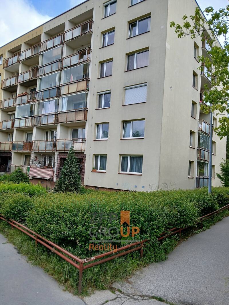 Prodej bytu 3+1 o rozloze75 m2, ulice Záhorského, Praha - Hlubočepy
