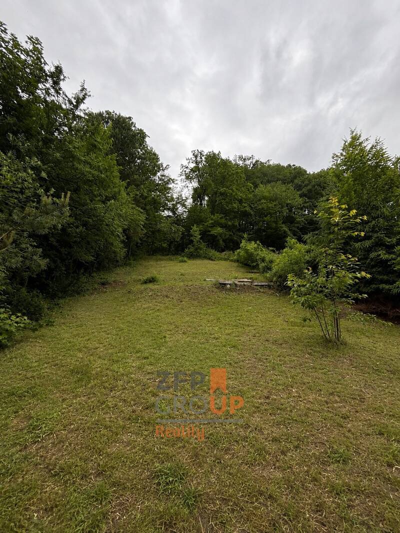 Prodej zahrady 408 m², Zlín