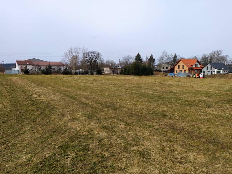 Prodej pozemků k výstavbě o rozloze 6 253 m2 v obci Raná u Hlinska, okres Chrudim