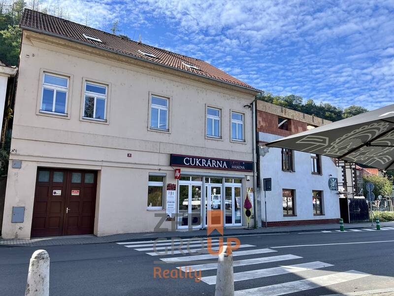 Prodej bytového domu o rozloze 297 m2, ulice Hlavní, Štěchovice