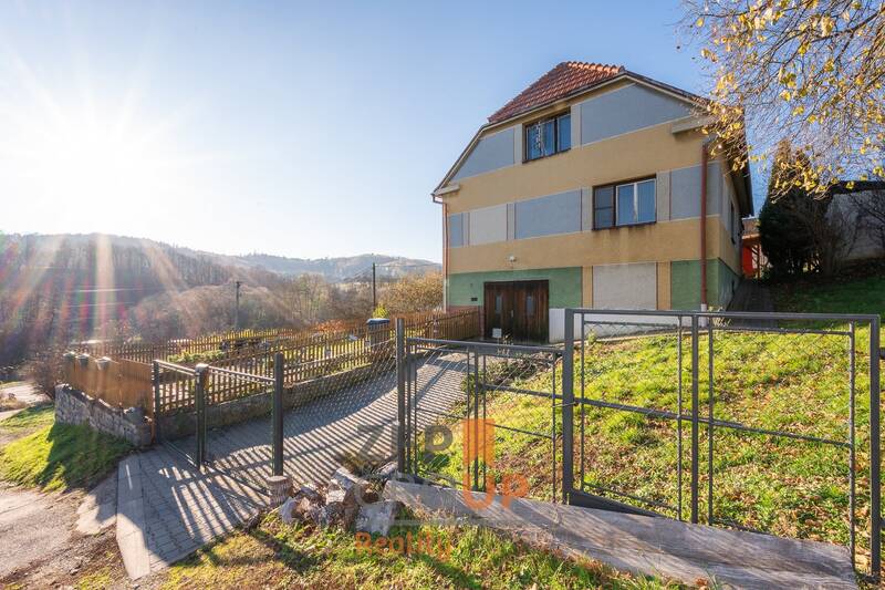 Prodej rodinného domu o rozloze 96 m2 v obci Skrchov