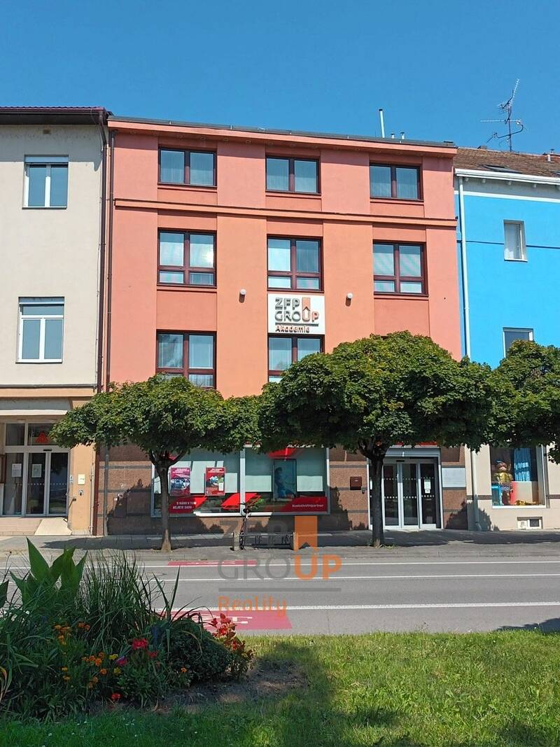 Prodej administrativní budovy o rozloze 1059 m2, ulice 17. listopadu, Břeclav