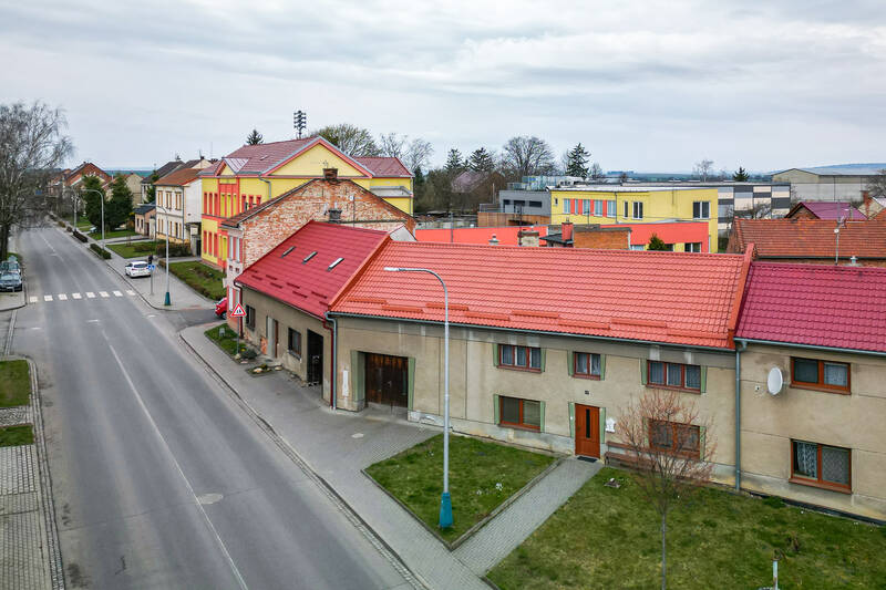 Prodej RD o dispozi 3+1 s užitnou plochou 128 m2 s pozemkem o rozloze 241 m2, obec Vrbátky