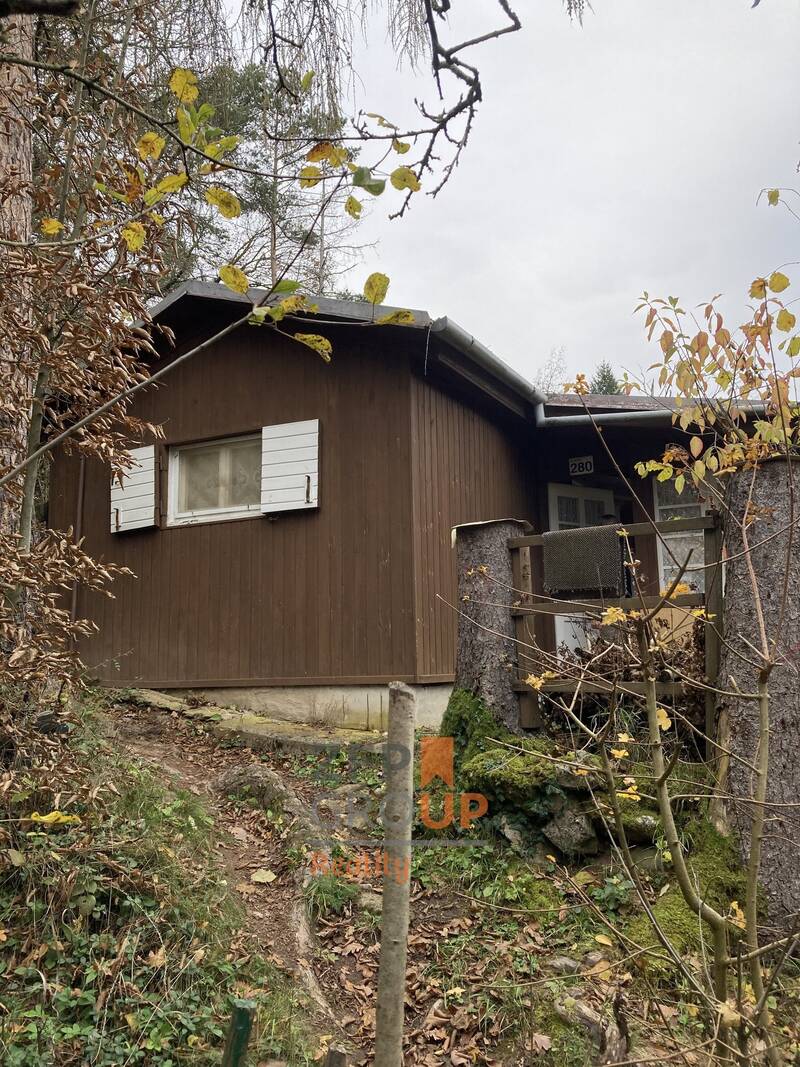 Prodej chaty o rozloze 36 m², Ochoz u Brna