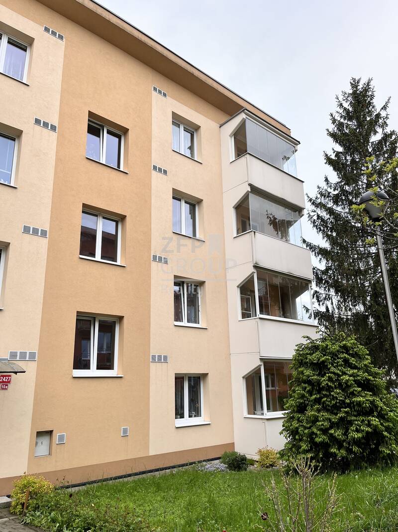 Prodej slunného bytu 2+1 o rozloze 52 m2 s balkonem, ulice Pražská sídl., Znojmo