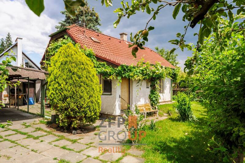 Prodej malého kousku Prahy, dům 80 m2 - Praha - Hostivař