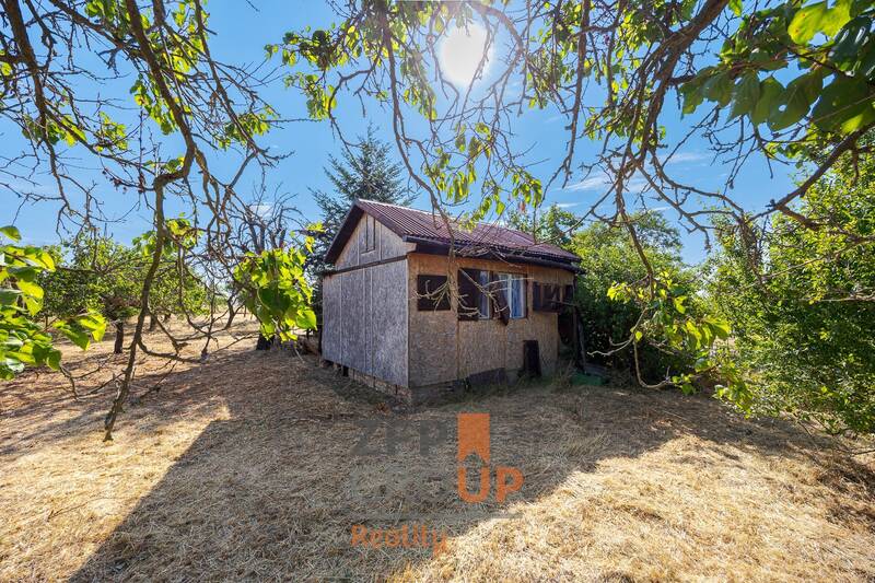 Prodej zahrady s chatou o rozloze 1 372 m², Znojmo