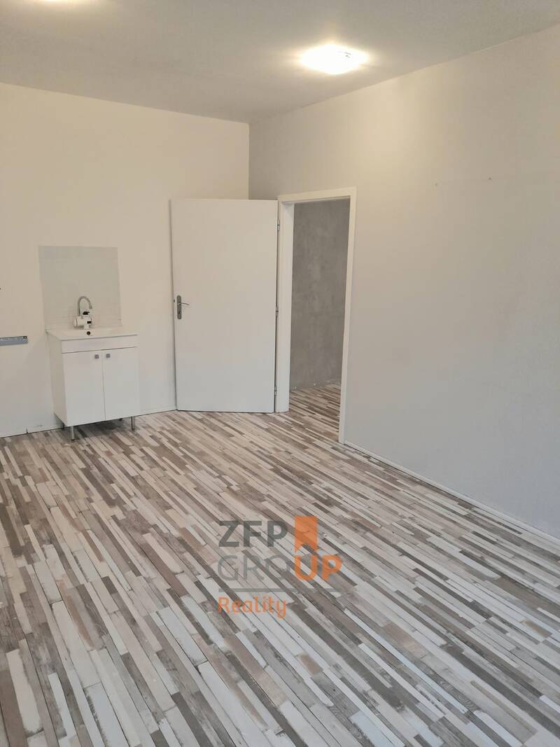 Pronájem kanceláře o rozloze 38 m², ulice Žitavského - Patium Zbraslav, Praha - Zbraslav