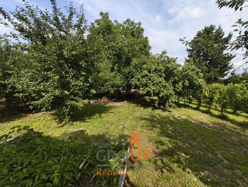 Prodej stavebního pozemku o rozloze 551 m2, Břeclav