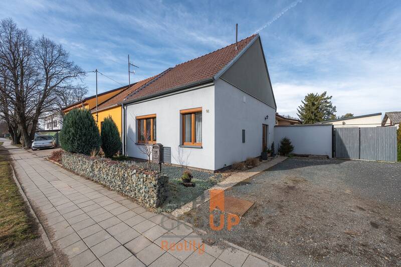 Prodej rodinného domu o rozloze150 m², ulice Hlavní, Rajhradice