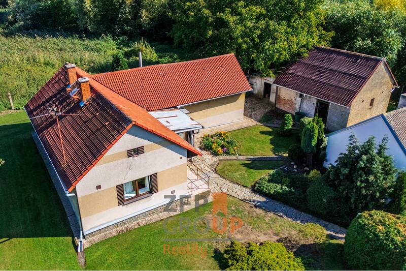 Prodej rodinného domu o rozloze 117 m², ulice Na Ohrádce, Zásmuky