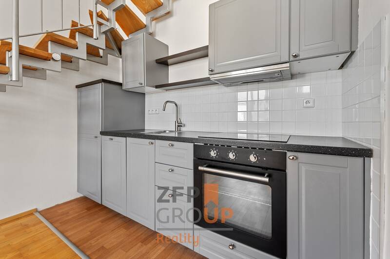 Prodej bytu 3+kk 68 m², Praha - Holešovice