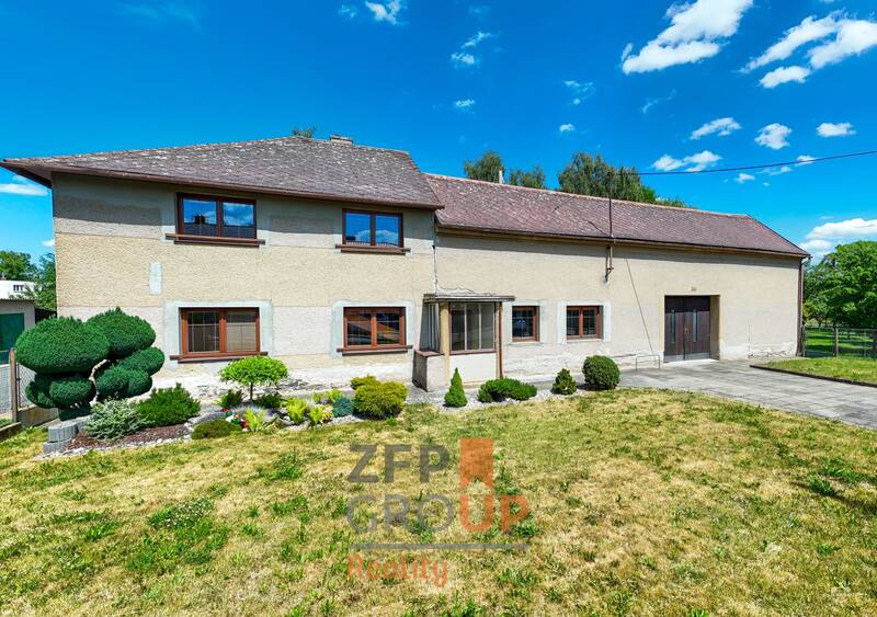 Prodej rodinného domu 227 m², Senice na Hané - Odrlice
