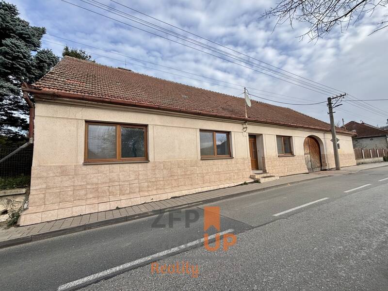 Pronájem rodinného domu o rozloze 102 m², Malhostovice - Nuzířov