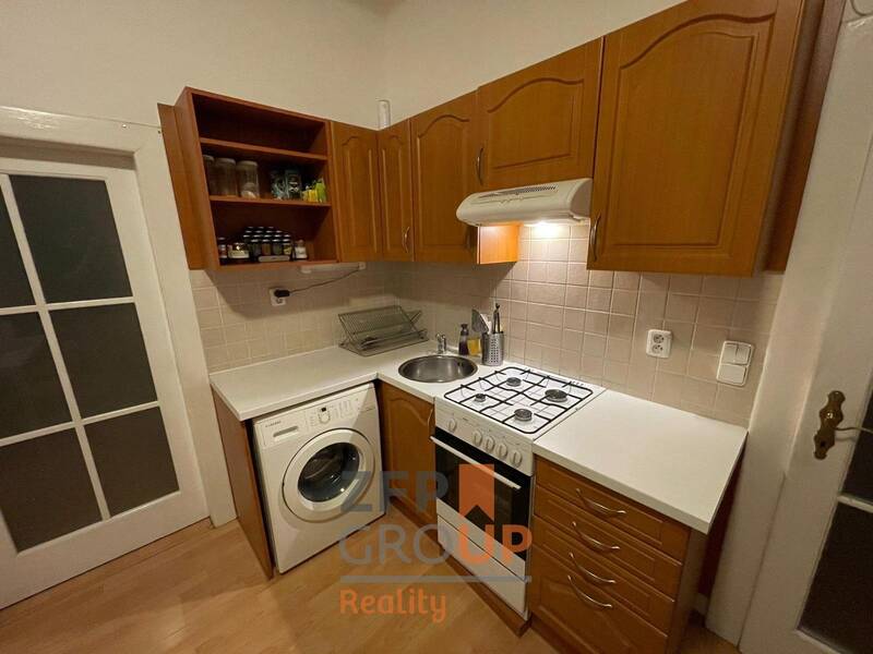 Prodej bytu 1+1 48 m², Praha - Strašnice