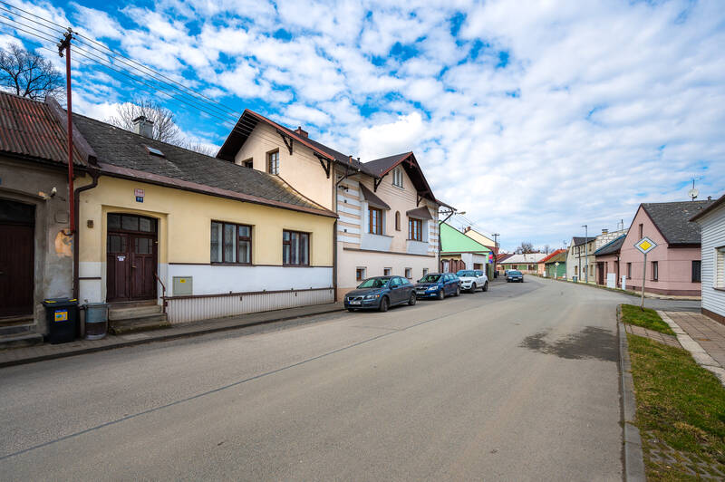 Prodej řadového RD 2+1 s pozemkem o rozloze 290 m2, ulice Vrchlického, Svitavy - Předměstí