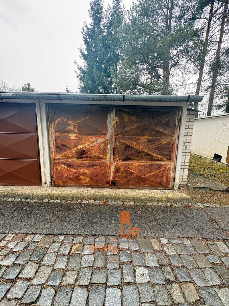 Prodej garáže o rozloze 15 m², ulice Traťová, Brno - Horní Heršpice