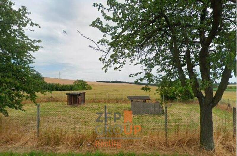 Prodej zahrady 647 m², Loučka