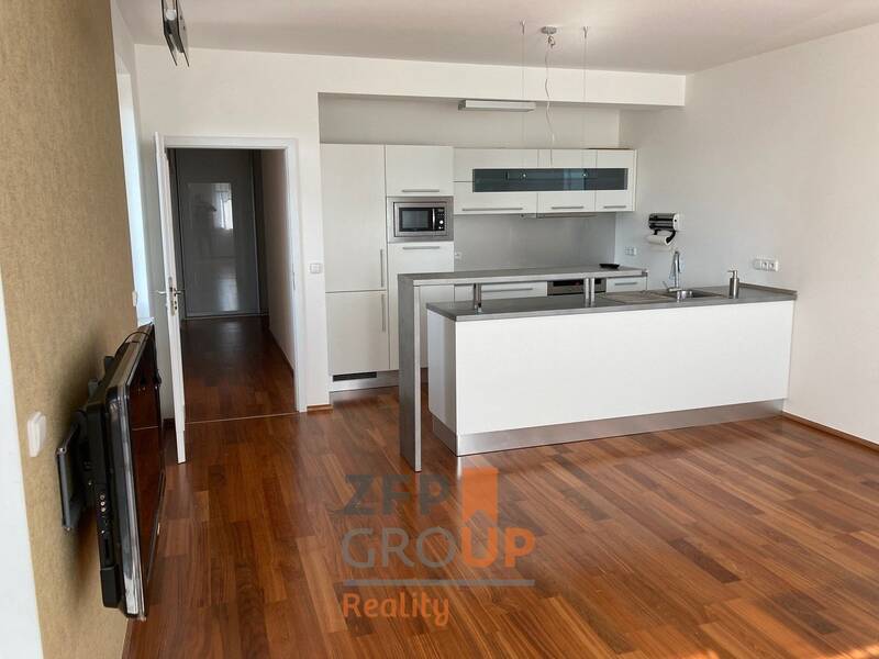 Pronájem bytu 3+kk o rozloze 84 m², ulice Podlesí II,  Zlín