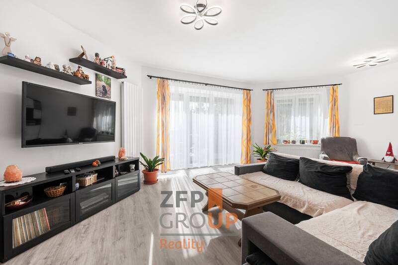 Prodej prostorného bytu 3+1, 106 m², se zahradní terasou a 2 parkovacími místy – Brno-Líšeň