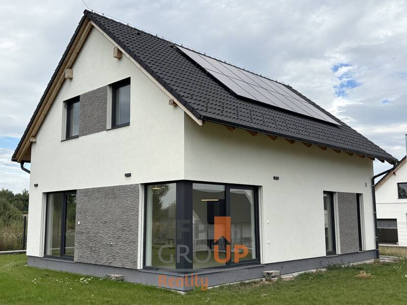Moderní nízkoenergetický dům v Dřítči – výjimečné, na dosah přírody i města