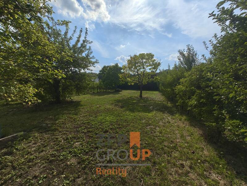 Prodej stavebního pozemku o rozloze 464 m2, Břeclav