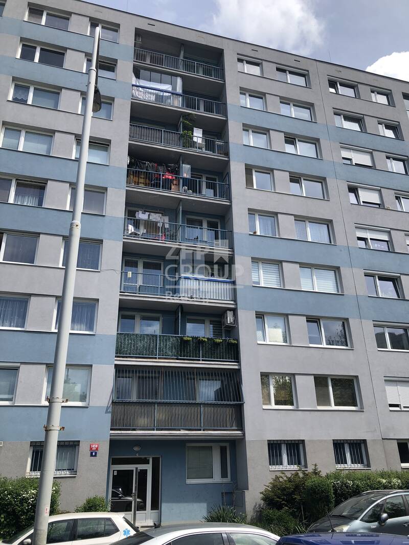 Prodej bytu 3+kk o rozloze 66 m2 s balkonem, ulice Jeřábkova, Praha 4 - Chodov
