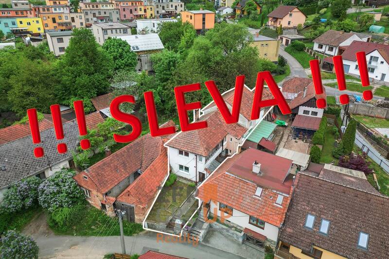 Řadový rodinný dům 5+1 k rekonstrukci, ulice Šraňky, Velké Opatovice