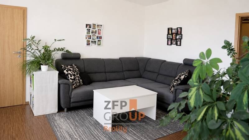 Prodej prostorného bytu 4+1 po rekonstrukci o rozloze 82 m² s lodžií, ulice Kollárova, Kyjov
