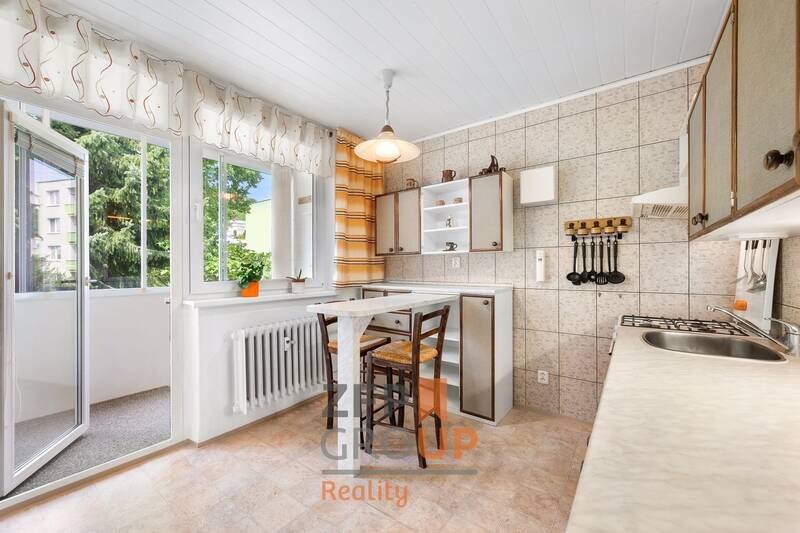 Prodej prostorného bytu 3+1, 86 m², s lodžií – Brno-Jundrov, ul. Sosnová