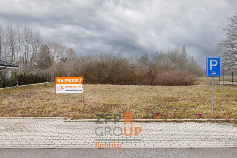 Prodej pozemku pro bydlení o rozloze 895 m2 - Tuchlovice