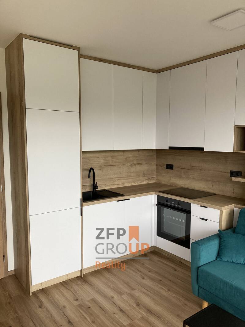 Pronájem bytu 1+kk o rozloze 26 m², ulice Trnkova, Brno