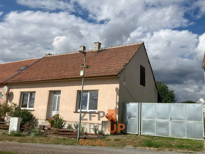 Prodej rodinného domu 314 m², Březník