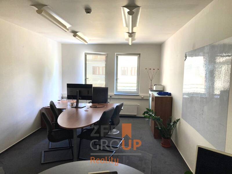 Pronájem kanceláře o rozloze 28 m2, ulice Žitavského - Patium Zbraslav, Praha - Zbraslav