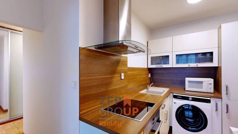 Pronájem bytu 2+kk o rozloze 46 m² s vnitřním parkovacím stáním, Praha - Stodůlky