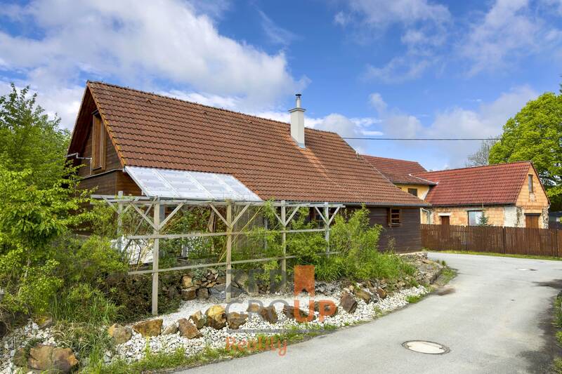 Prodej rodinného domu 120 m², Sklené nad Oslavou