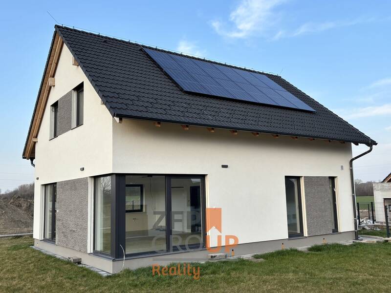 Moderní nízkoenergetický dům v Dřítči – výjimečné, na dosah přírody i města