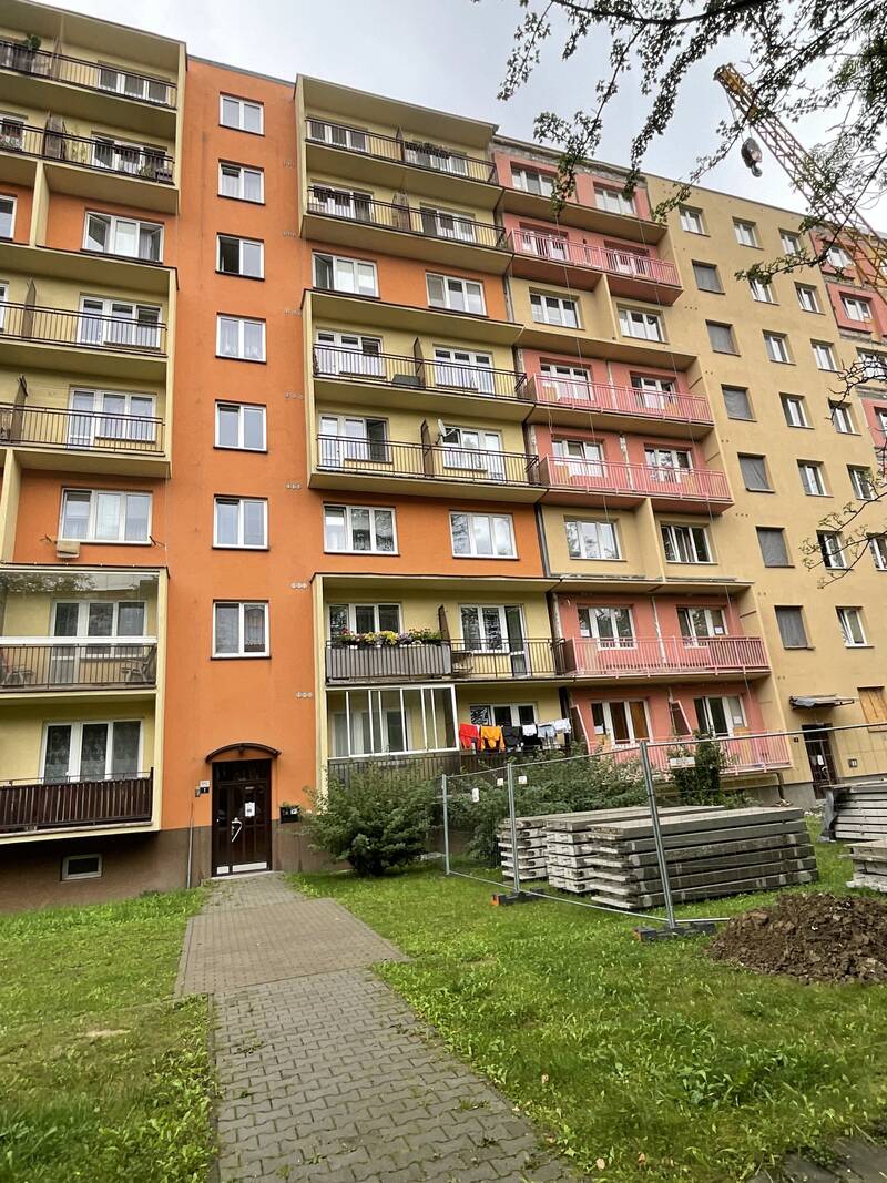 Prodej hezkého bytu 2+1 o rozloze 53 m2 s lodžií, ulice Josefa Skupy, Ostrava - Poruba