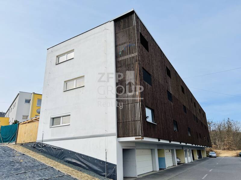 Prodej krásného bytu 2+kk  o rozloze 55 m2 s balkonem, sklepem, na ulici K Lesu, Brno - Modřice
