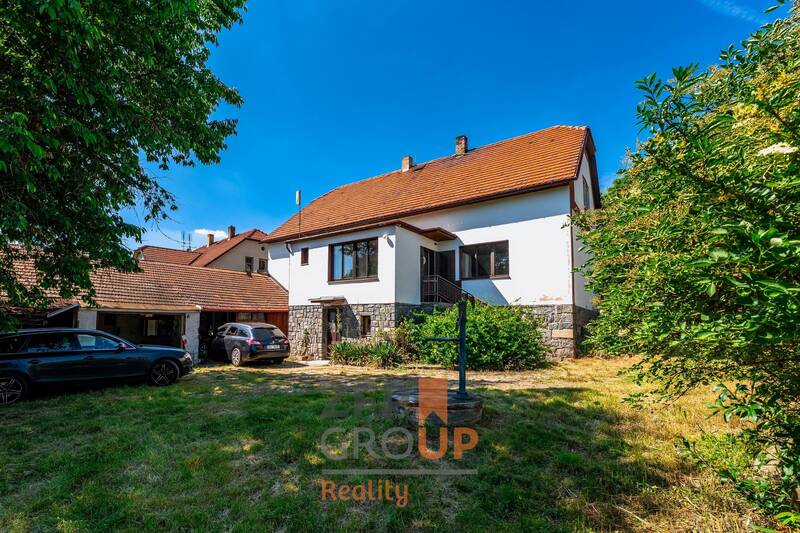 Prodej rodinného domu 4+1 s kompletním podsklepením a pozemkem 1 027 m² v Novém Kníně