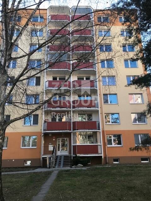 Pronájem pěkného bytu 3+1 o rozloze 73 m2 s lodžií, ulice U Kovárny, Olomouc - Neředín