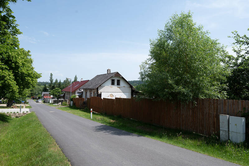 Prodej RD 1+1 o rozloze 53 m2 s garáží a pozemkem 789 m2, obec Smrčná, okres Jihlava